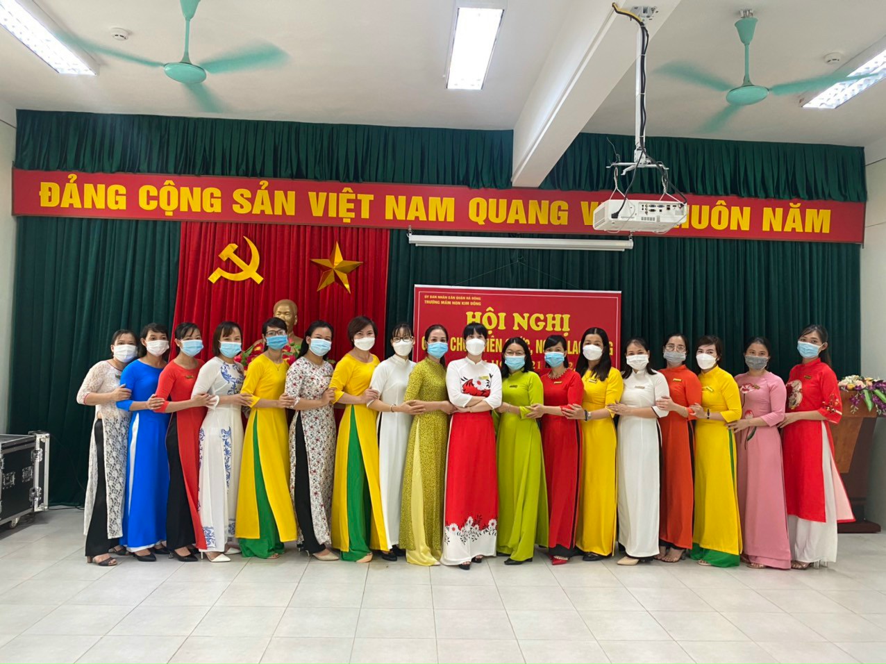 Hội nghị công chức viên chức người lao động trường MN Kim Đồng- năm học 2021-2022